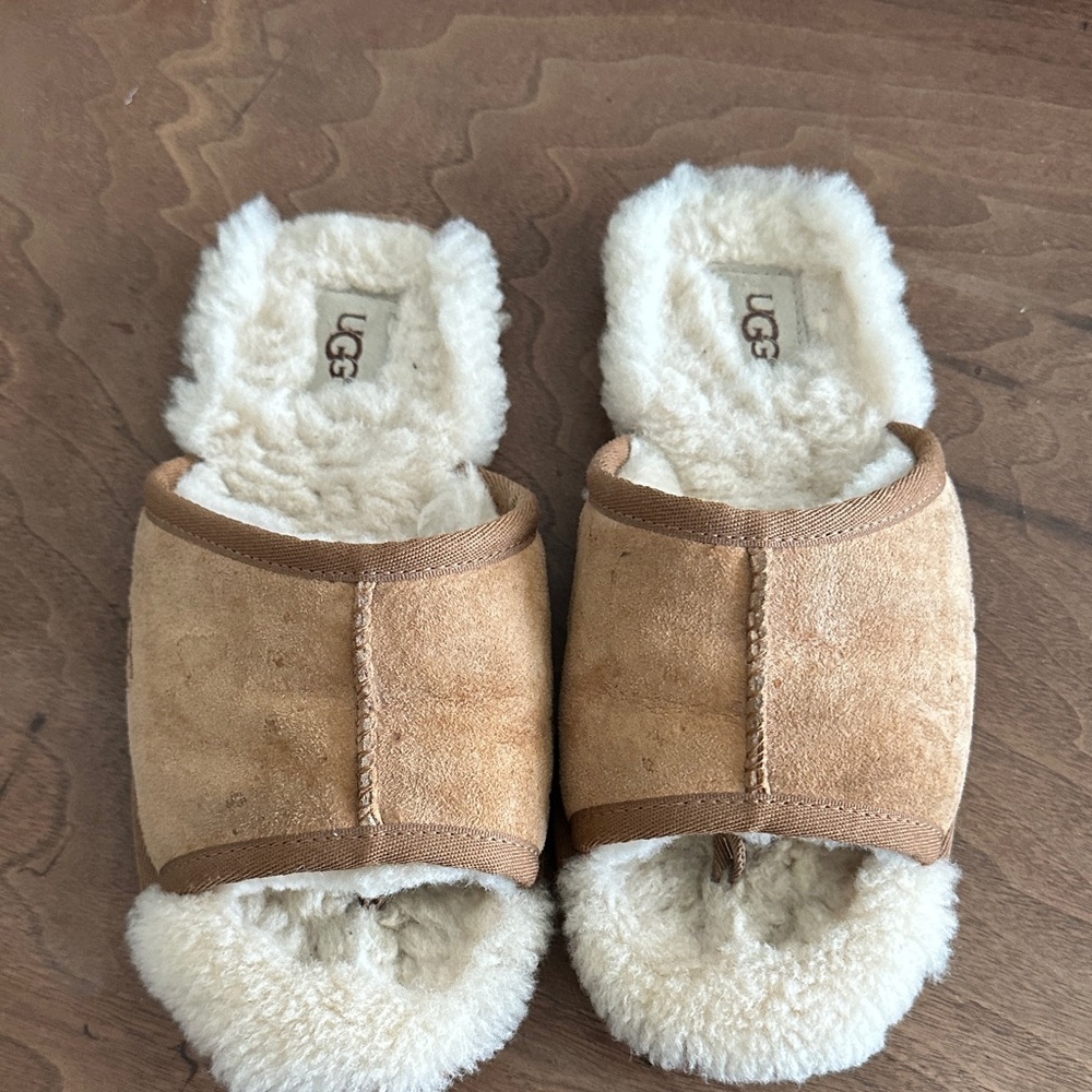 UGG Tan and Cream Shearling flip flops